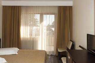 Отель Hotel Grand Эфорие-Норд Специальное предложение на 6 ночей - Двухместный номер с 1 кроватью или 2 отдельными кроватями и доступом в бассейн-4