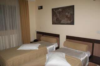 Отель Hotel Grand Эфорие-Норд Двухместный номер с 1 кроватью или 2 отдельными кроватями, доступ к бассейну-5